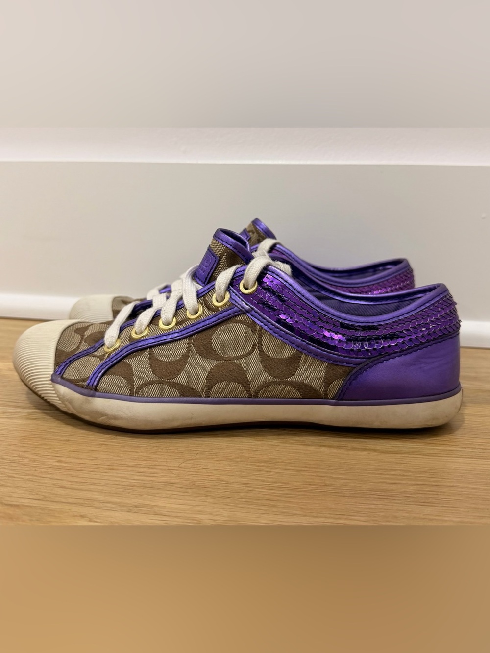 Vintage Y2K Coach Zorra Purple Sequin Sneakers – Size 8B